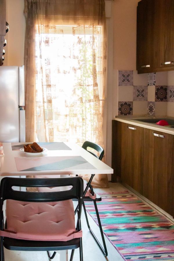 Home Away From Home Peraia  Екстер'єр фото